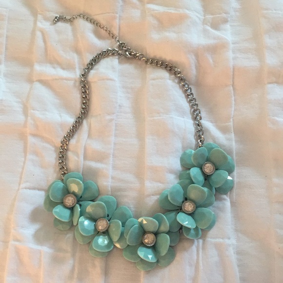 Jewelry - Teal Flower Necklace